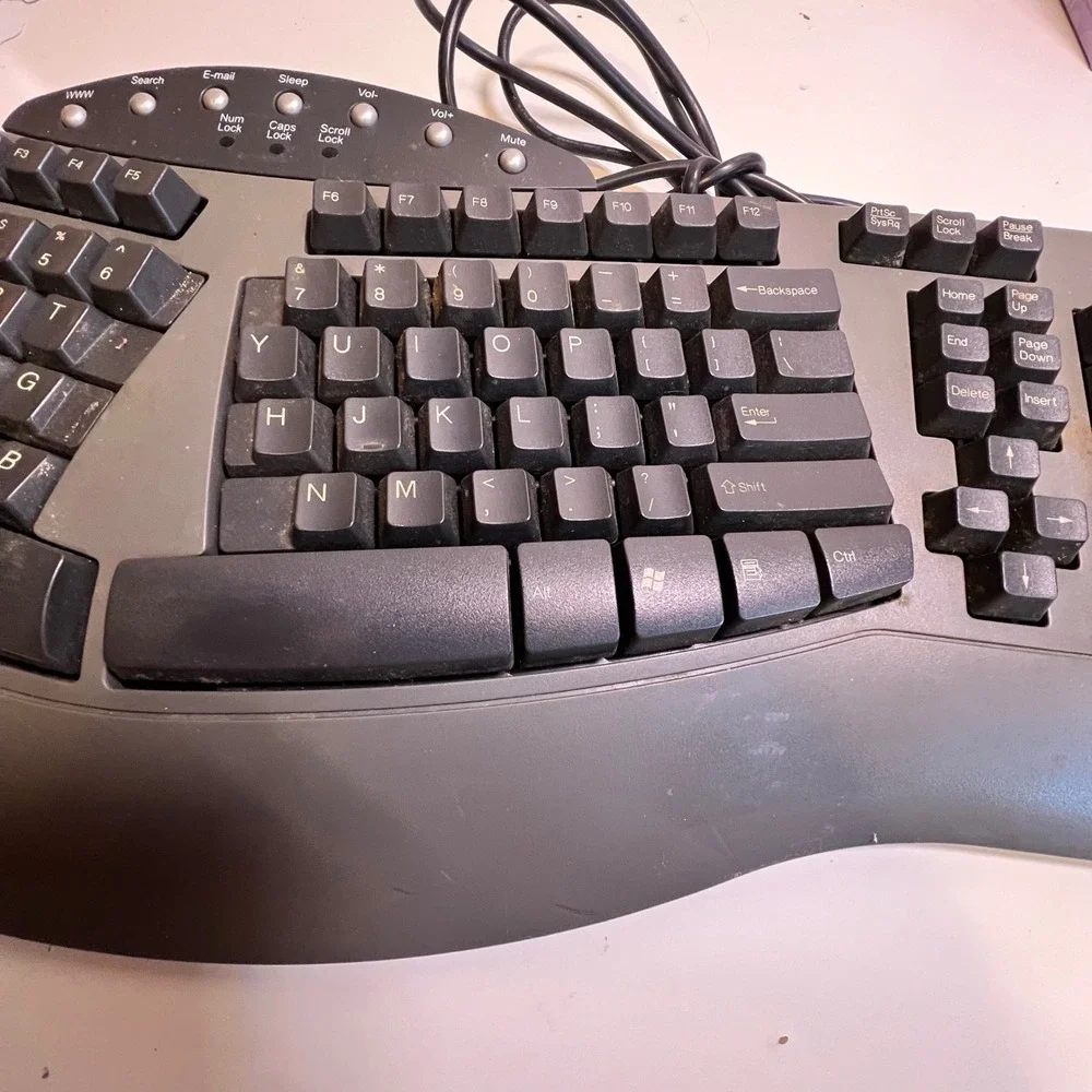 Fellowes KB-0158 Ergonomic Split Keyboard PS/2 Gray Multimedia‎ Keys